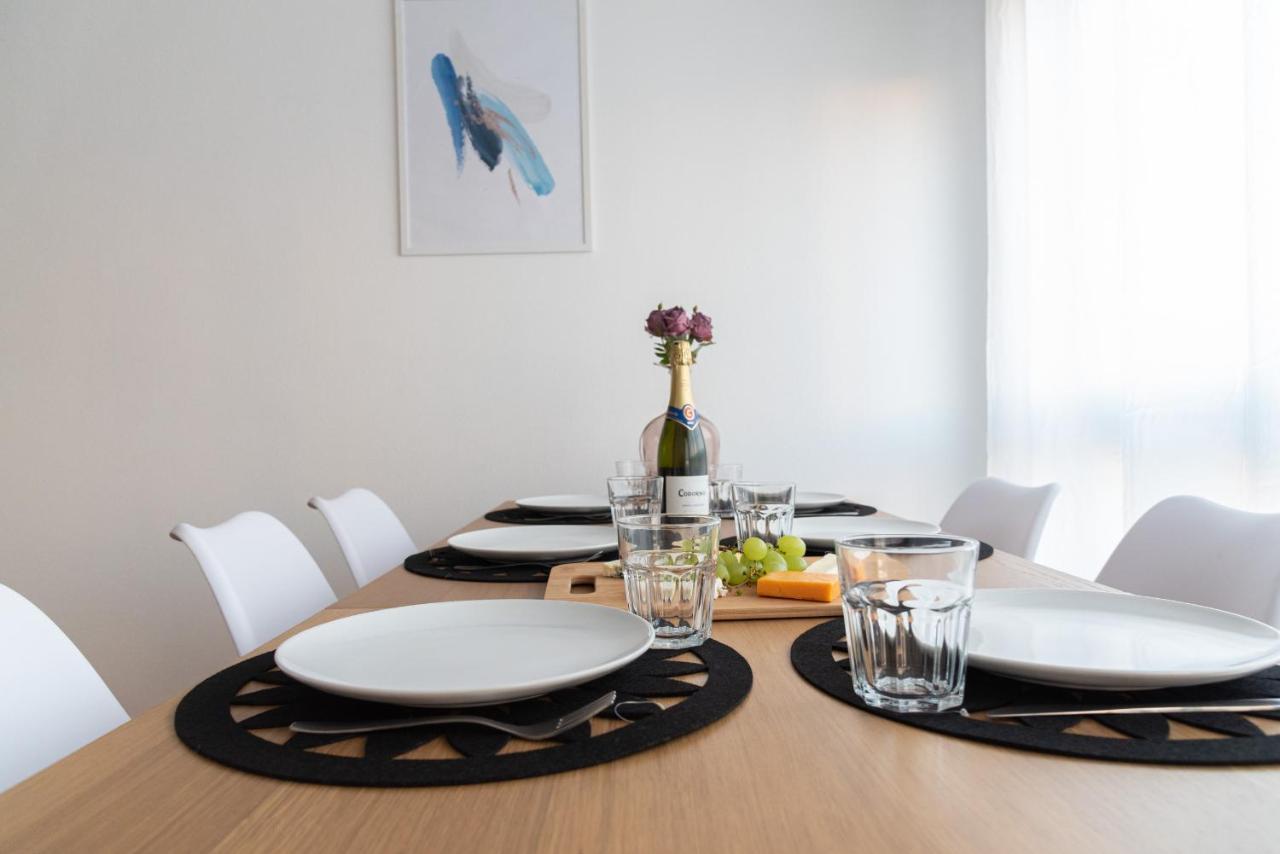 Appartamento Amplia Vivienda Con Garaje Vigo Esterno foto