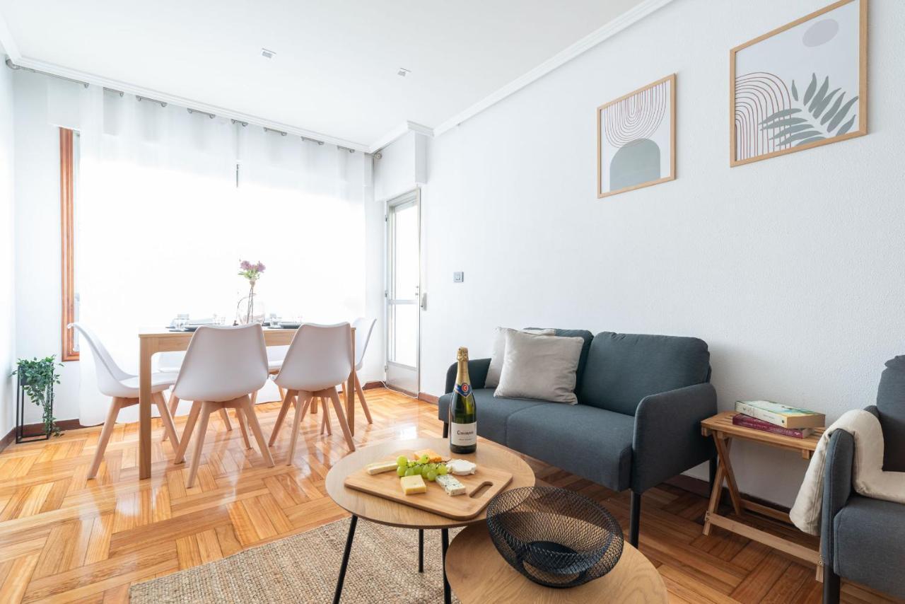 Appartamento Amplia Vivienda Con Garaje Vigo Esterno foto
