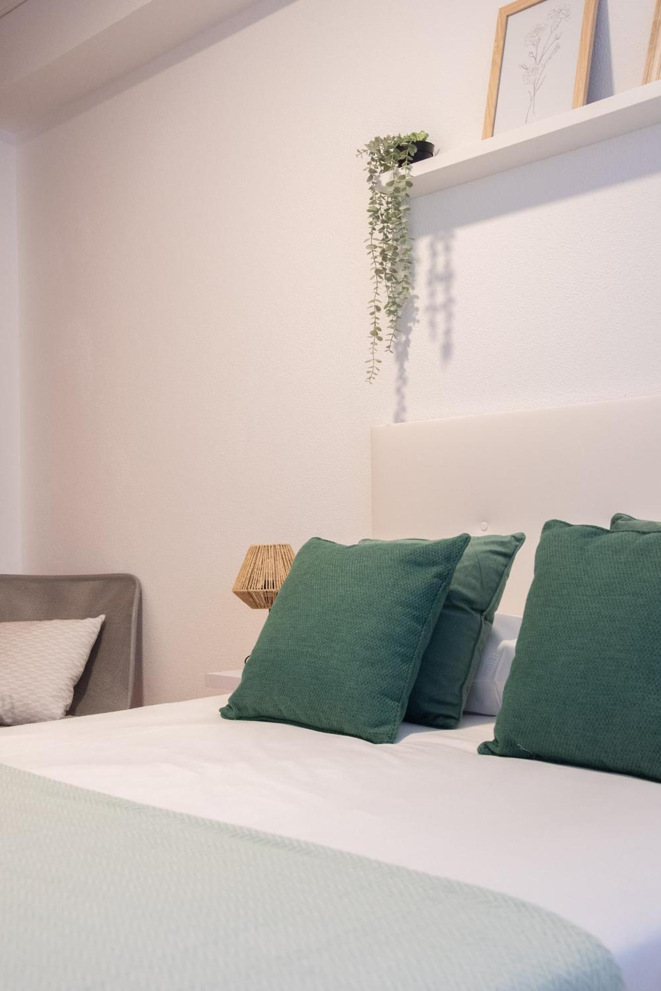 Appartamento Amplia Vivienda Con Garaje Vigo Esterno foto