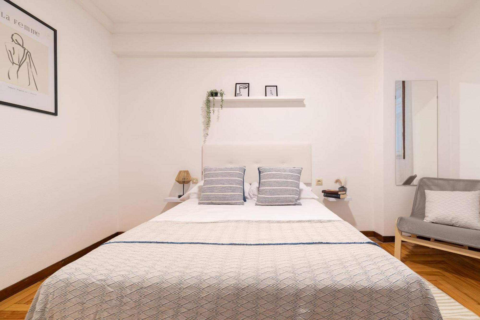 Appartamento Amplia Vivienda Con Garaje Vigo Esterno foto